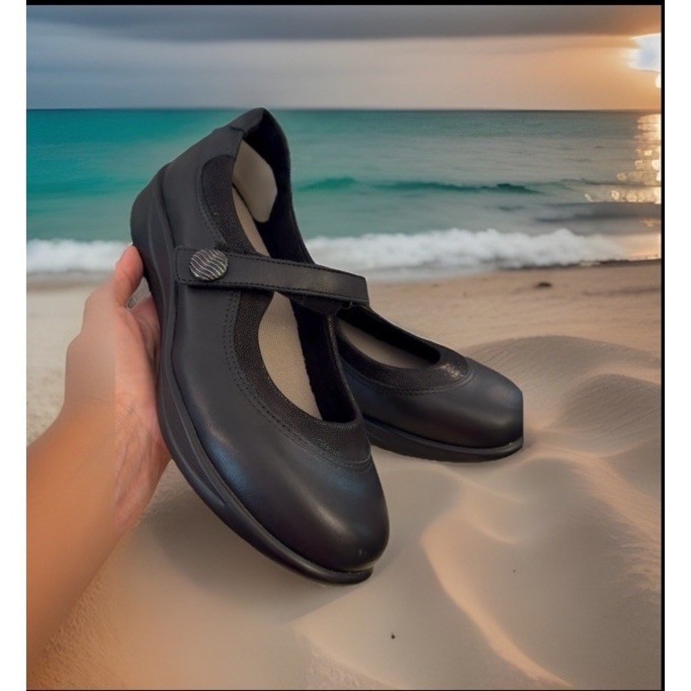 SAS Step Out NEW Womens 9.5M  Black Leather  Mary Jane Shoes Comfort USA